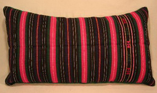 coussin kilim ancien tablier laine tisse main rebrode  decor rayures  bulgarie